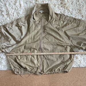 Vital Life Cropped Windbreaker